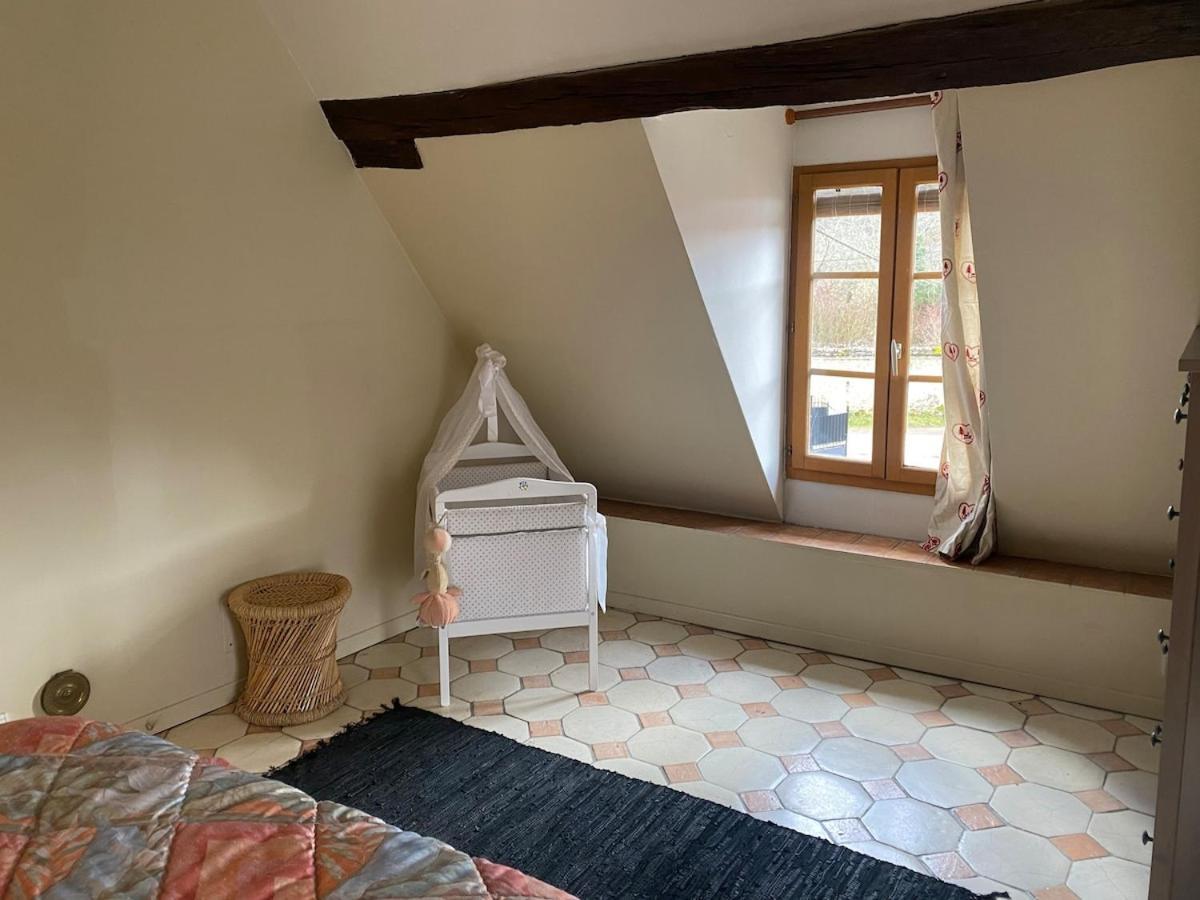 Le Refuge De Valprofonde Villa Villeneuve-sur-Yonne Buitenkant foto